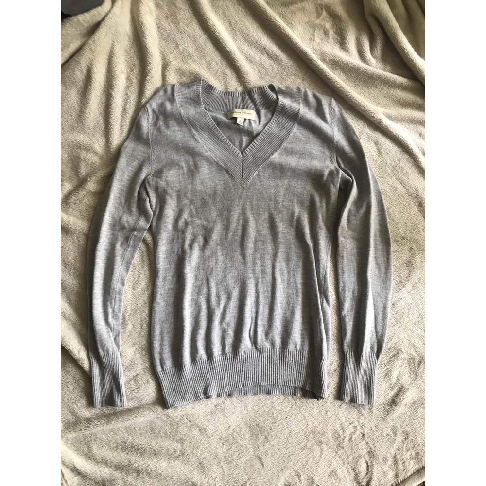V-Neck sweater